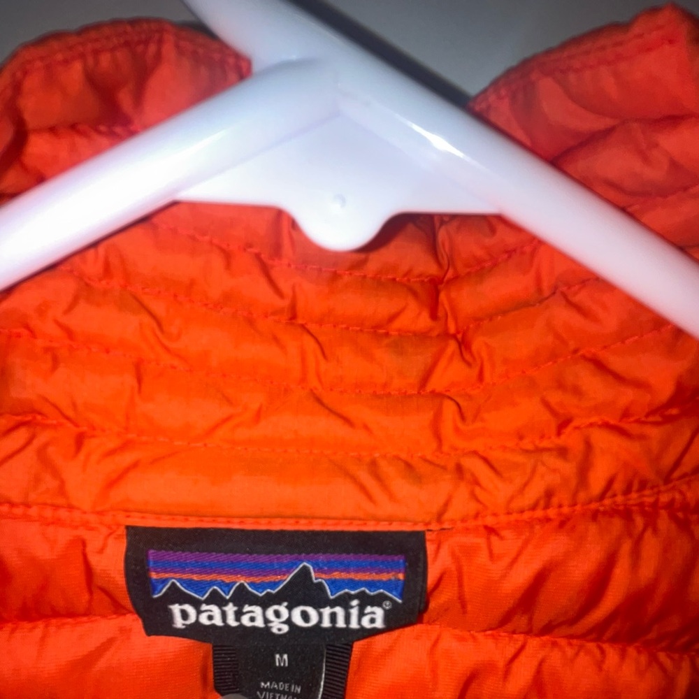 Patagonia Down orange Jacket - Picture 3 of 7